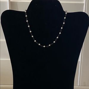 Pearl choker